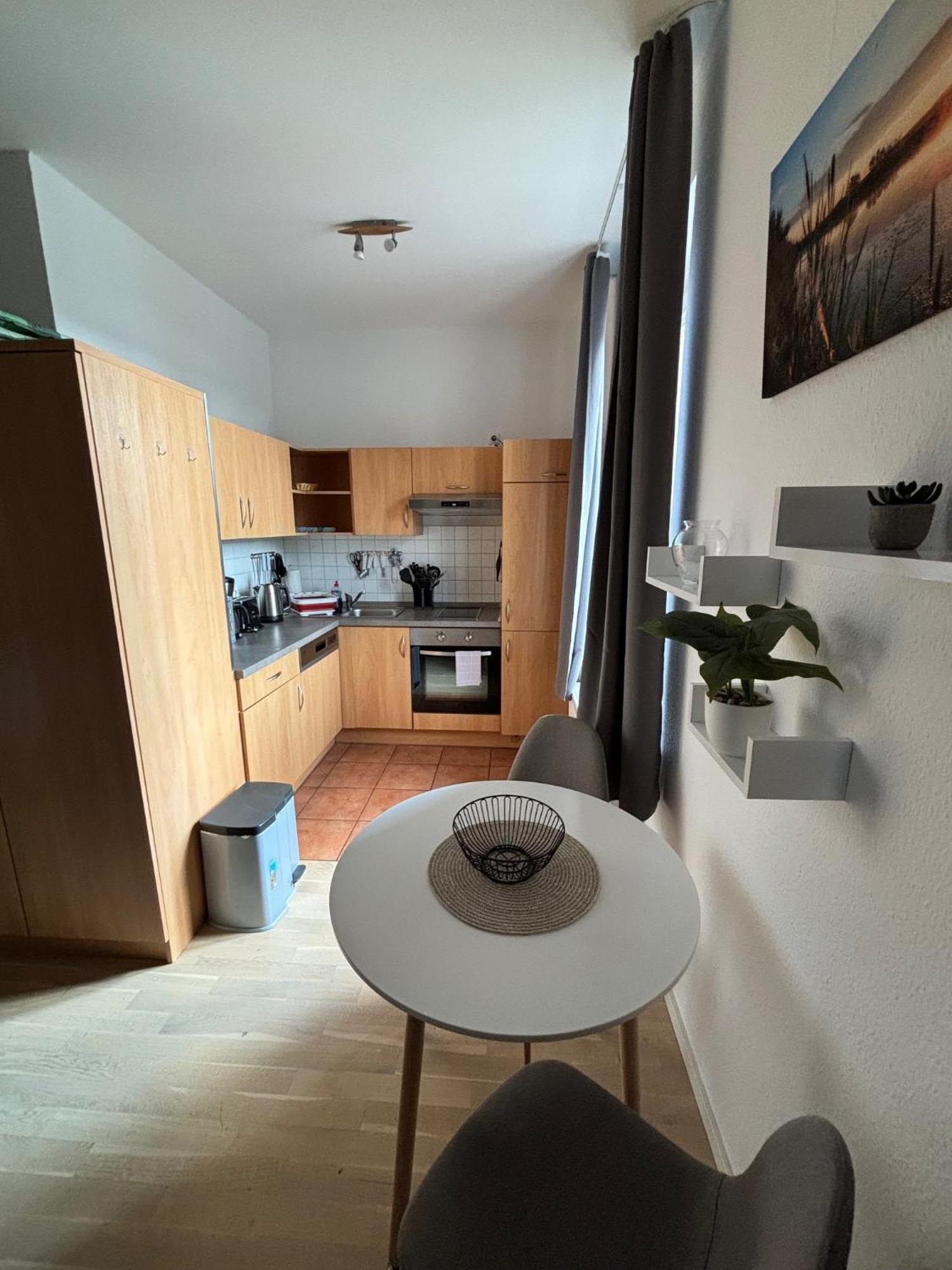 Einraumapartment Im Erdgeschoss Mit Seeblick Rheinsberg Ngoại thất bức ảnh