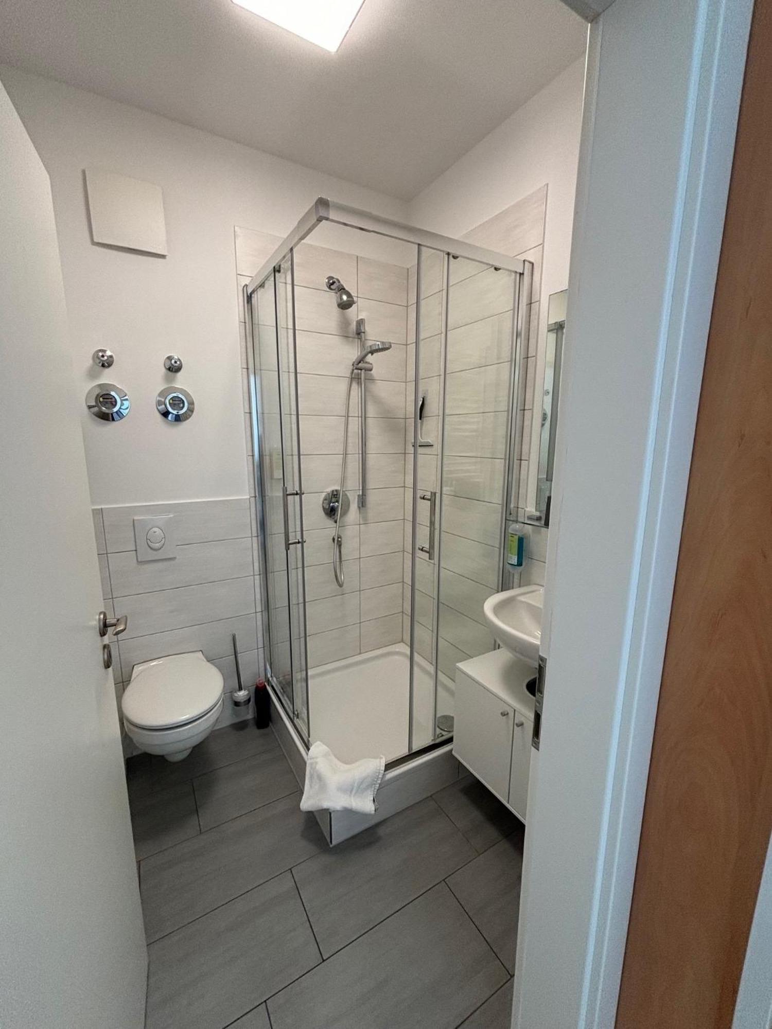 Einraumapartment Im Erdgeschoss Mit Seeblick Rheinsberg Ngoại thất bức ảnh